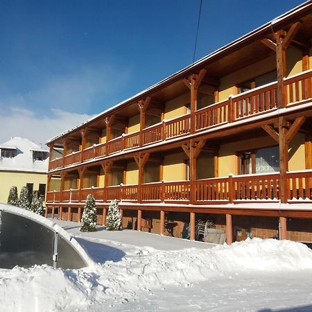 Hotel Penzion Fako Liptovský Mikuláš Exterior foto