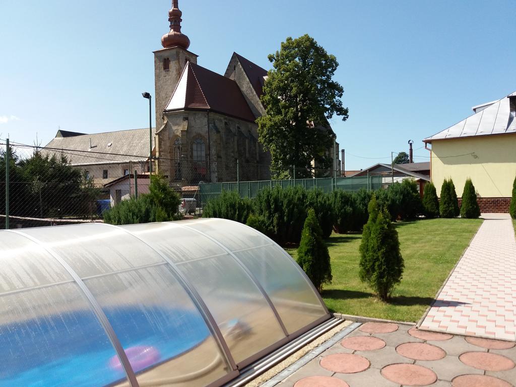 Hotel Penzion Fako Liptovský Mikuláš Exterior foto